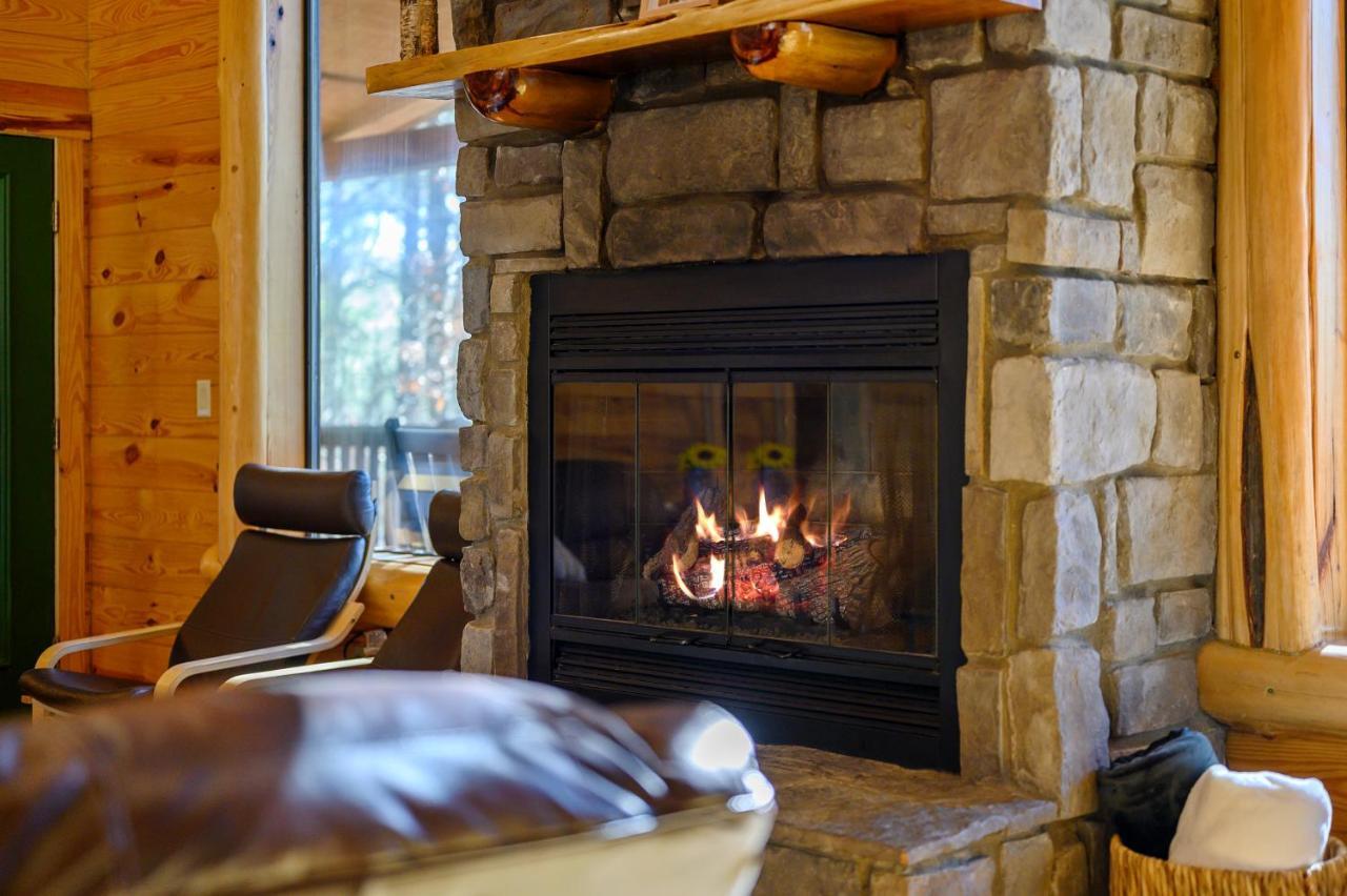 The Eastwood Spacious Retreat With 4 King En-Suites - Hot Tub - Pet-Friendly - Cozy Fire Pit - Prime Location - Multi-Family Broken Bow Ngoại thất bức ảnh