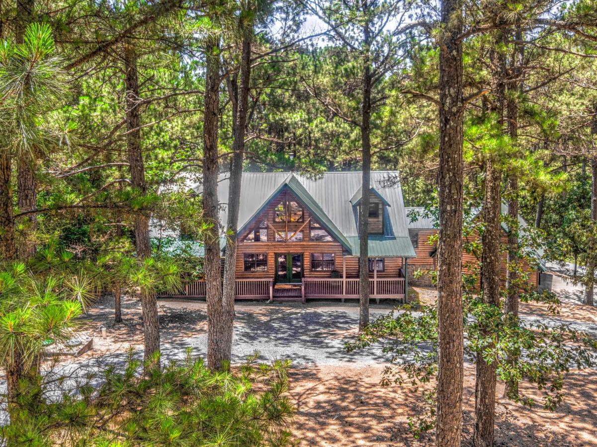 The Eastwood Spacious Retreat With 4 King En-Suites - Hot Tub - Pet-Friendly - Cozy Fire Pit - Prime Location - Multi-Family Broken Bow Ngoại thất bức ảnh